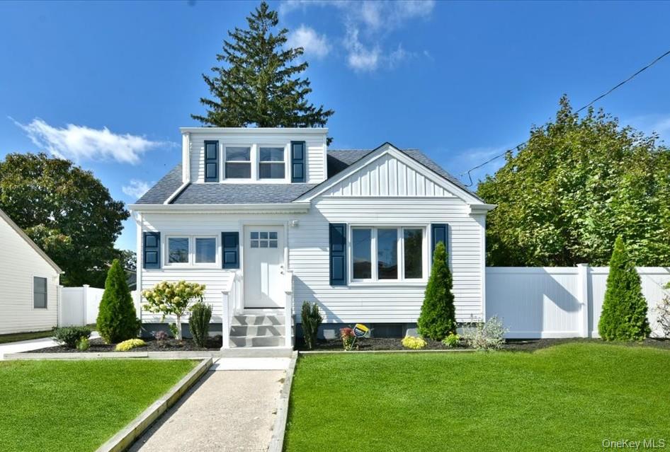 11 Grant Street, Roosevelt NY 11575