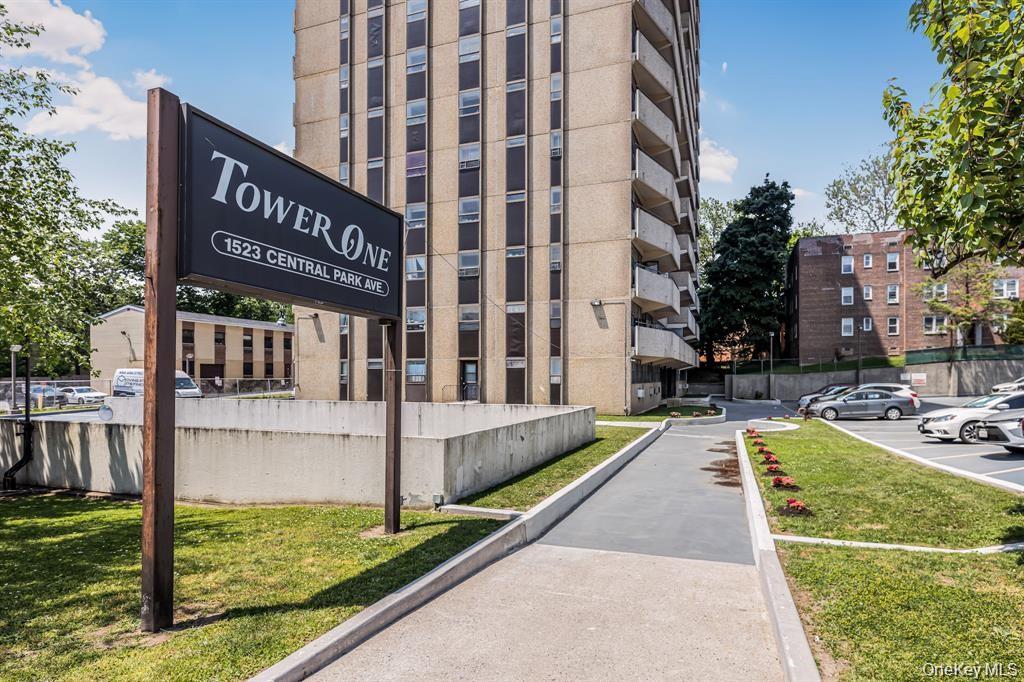 1523 Central Park Unit 8F, Yonkers NY 10710