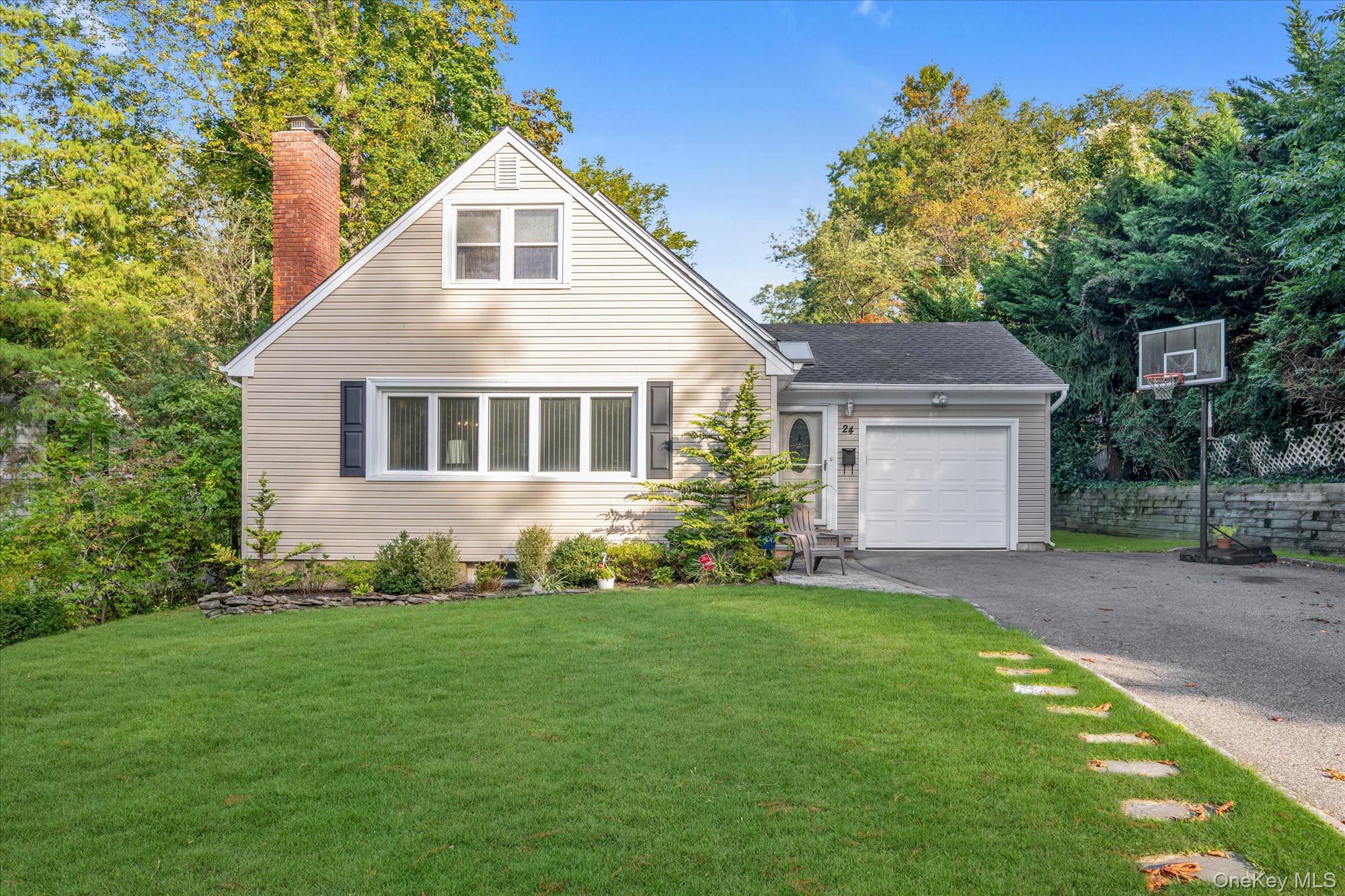 24 Summit Road, Port Washington NY 11050