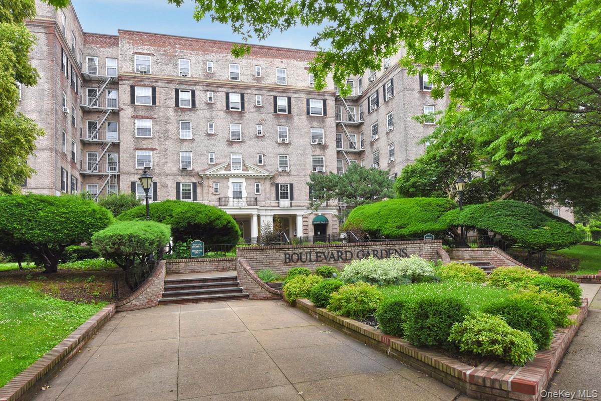 5136 30th Avenue Unit 3B, Woodside NY 11377
