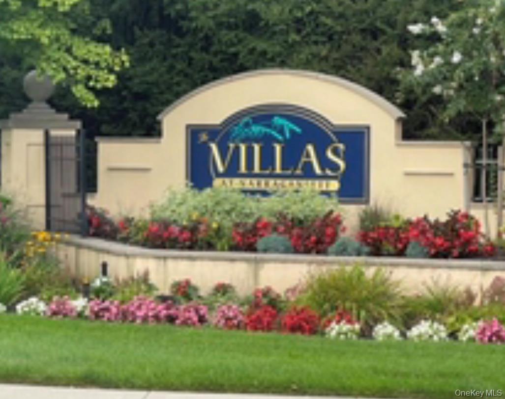115 Narragansett Villas Drive, Lindenhurst NY 11757