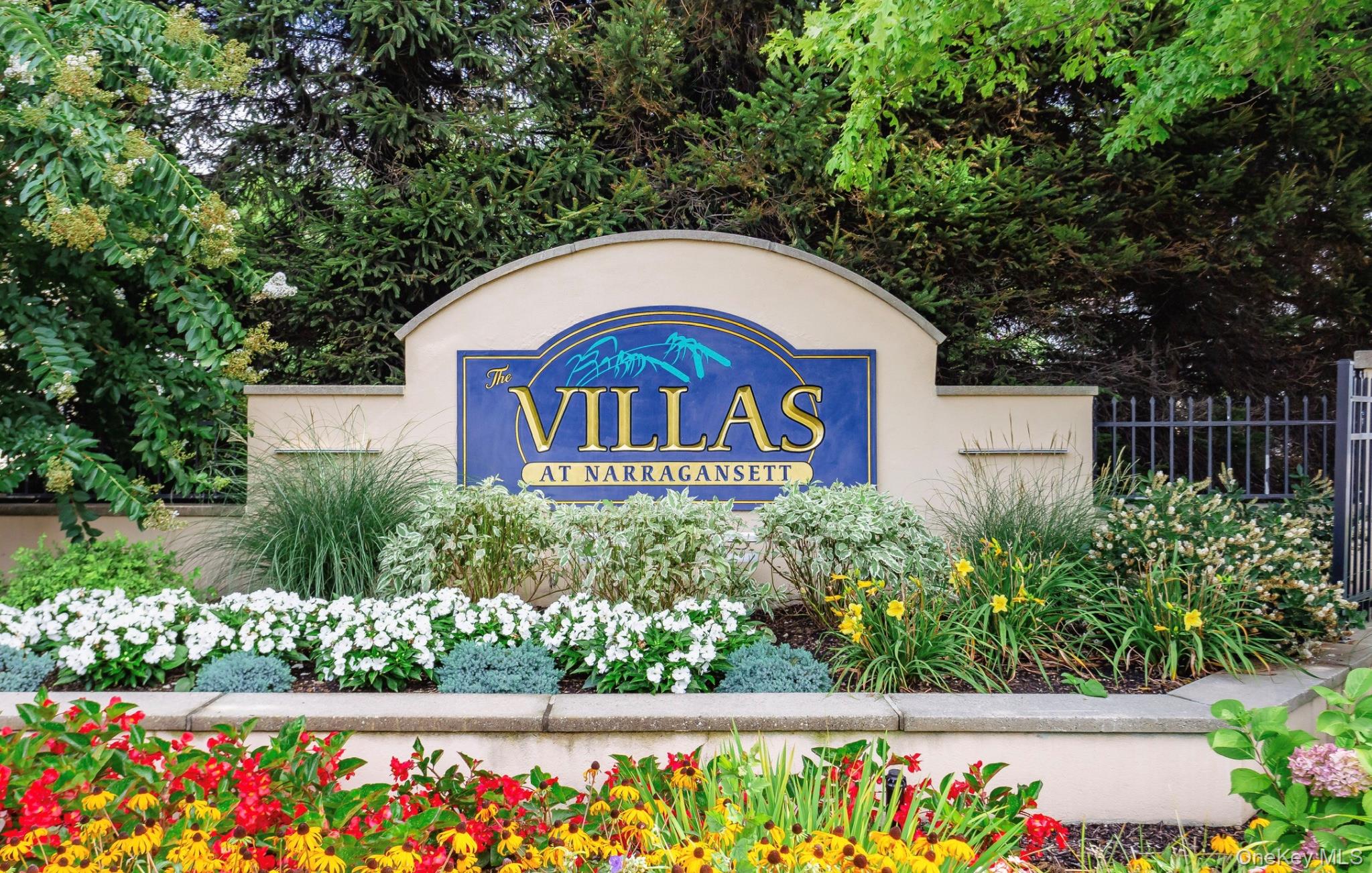 115 Narragansett Villas Drive, Lindenhurst NY 11757