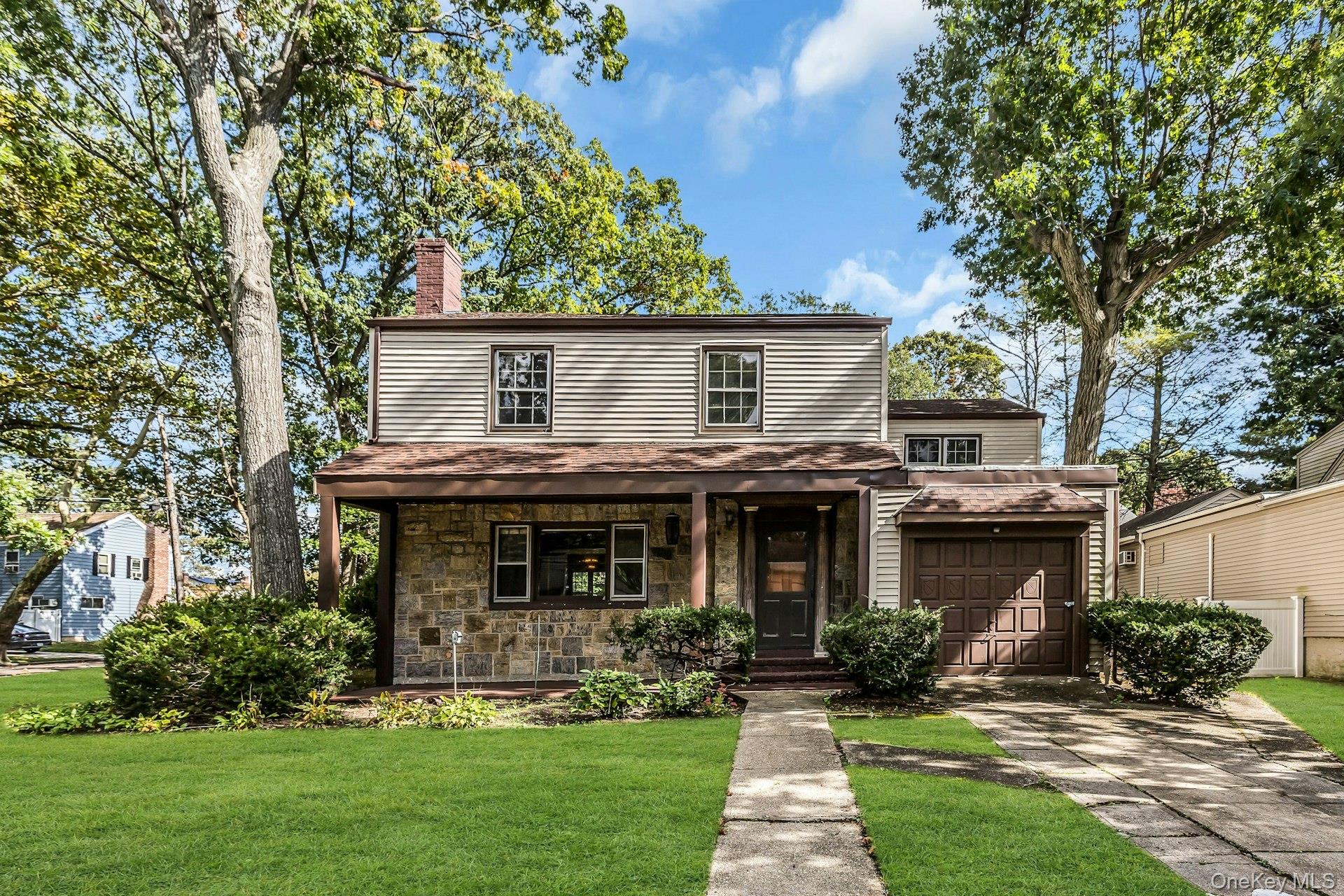 915 Glenwood Road, West Hempstead NY 11552