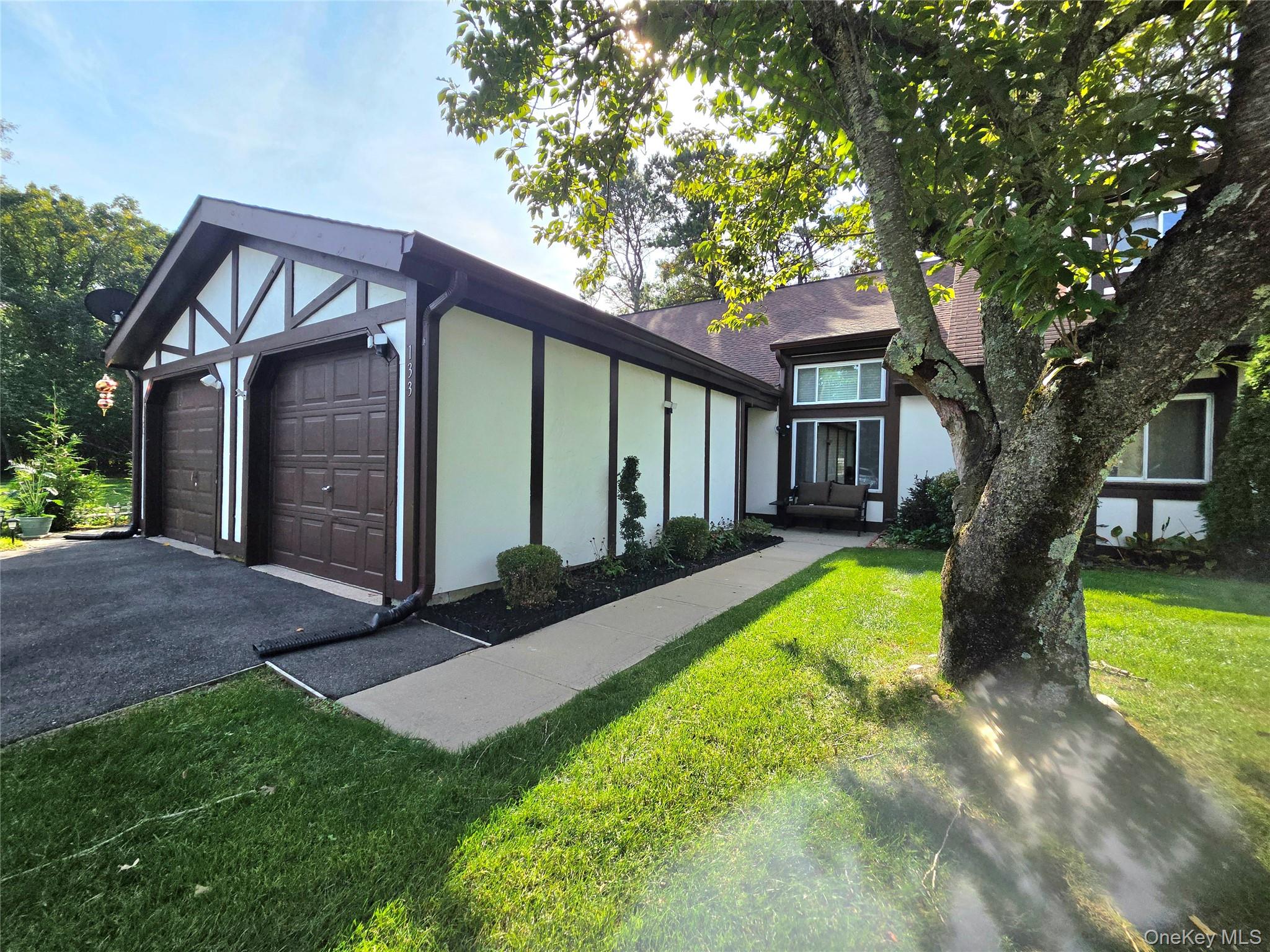 133 Fieldstone Court, Middle Island NY 11953