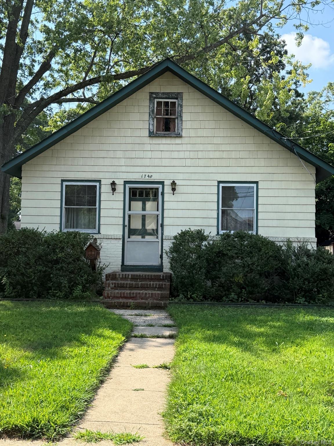 1748 Carroll Avenue, Merrick NY 11566