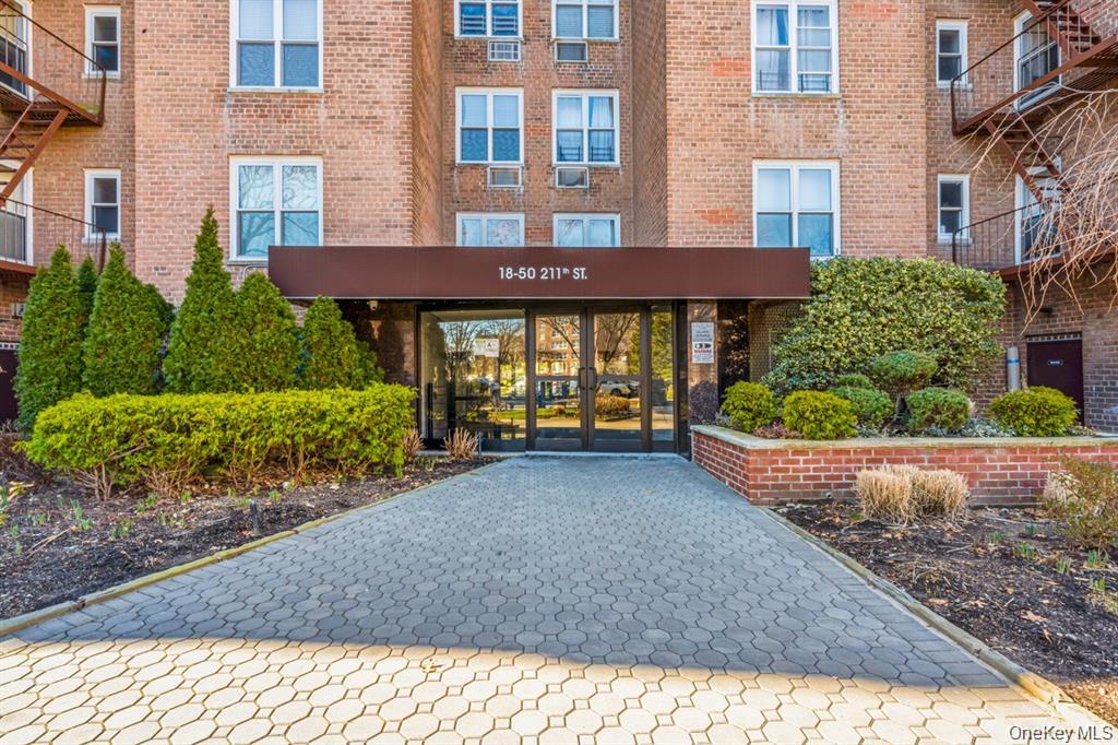 18-50 211th Street Unit 1B, Bayside NY 11361