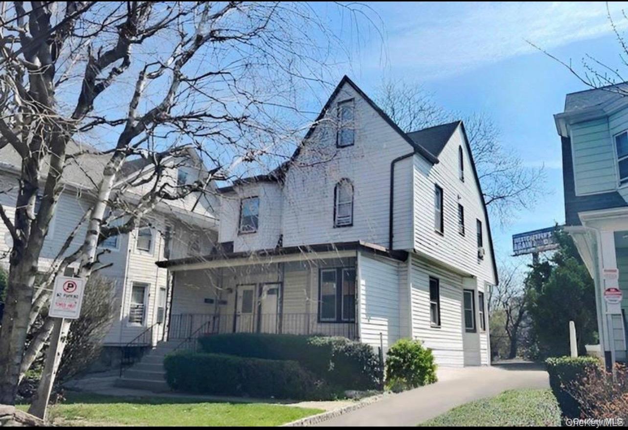 49 Park Place, New Rochelle NY 10801