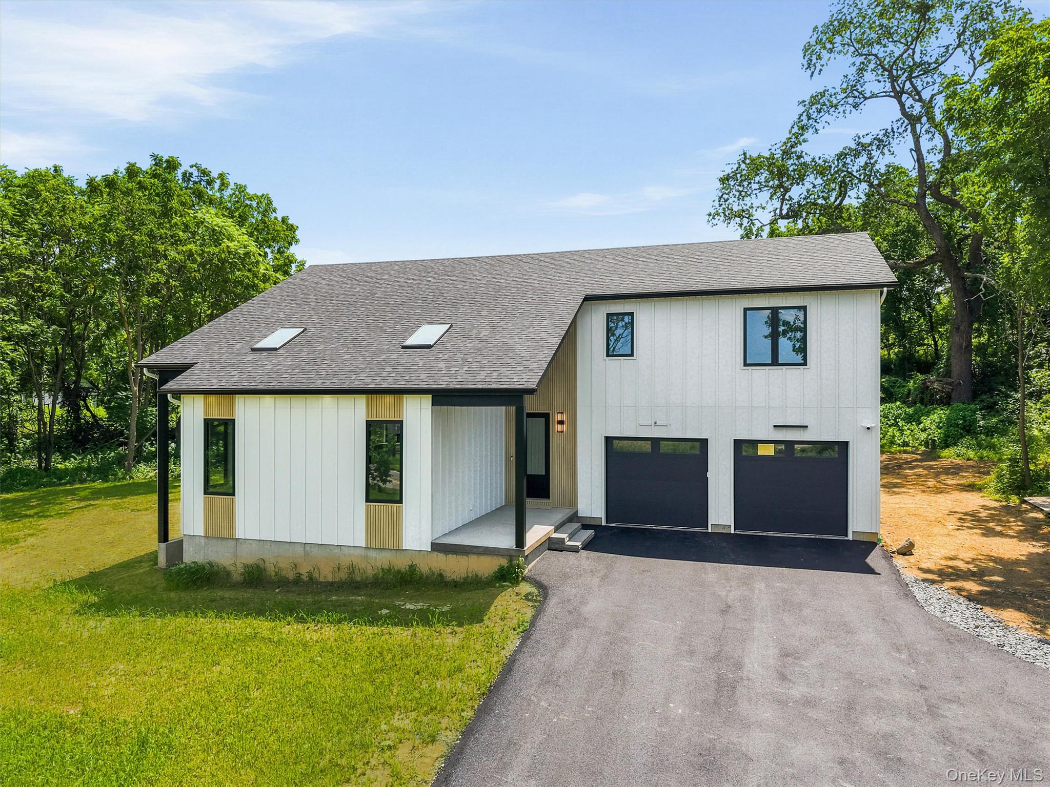 15 Warwick Isle Boulevard, Pine Island NY 10969
