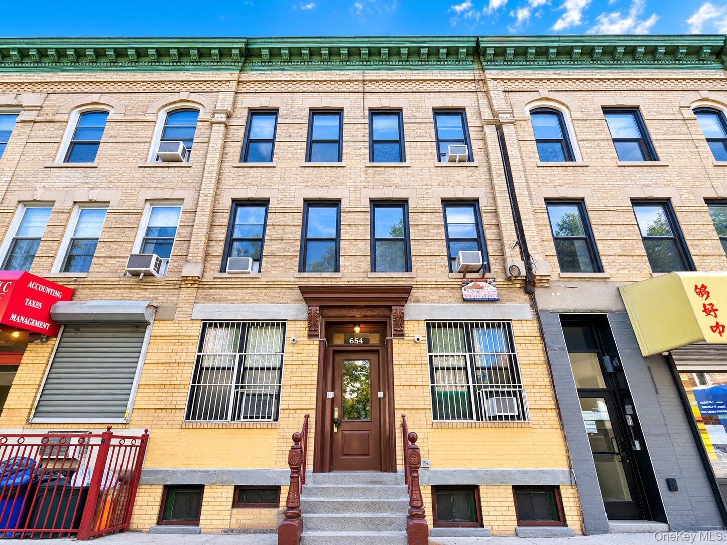 654 Seneca Avenue, Ridgewood NY 11385