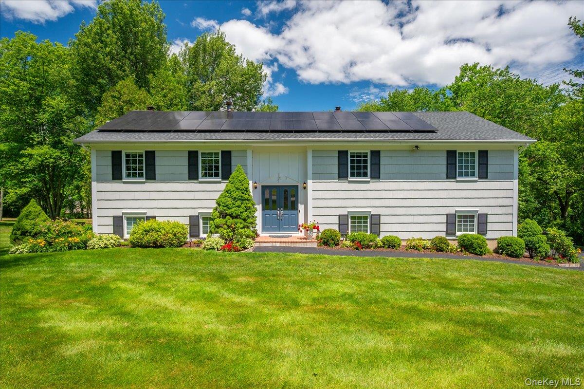 15 Watergate Drive, Amawalk NY 10501