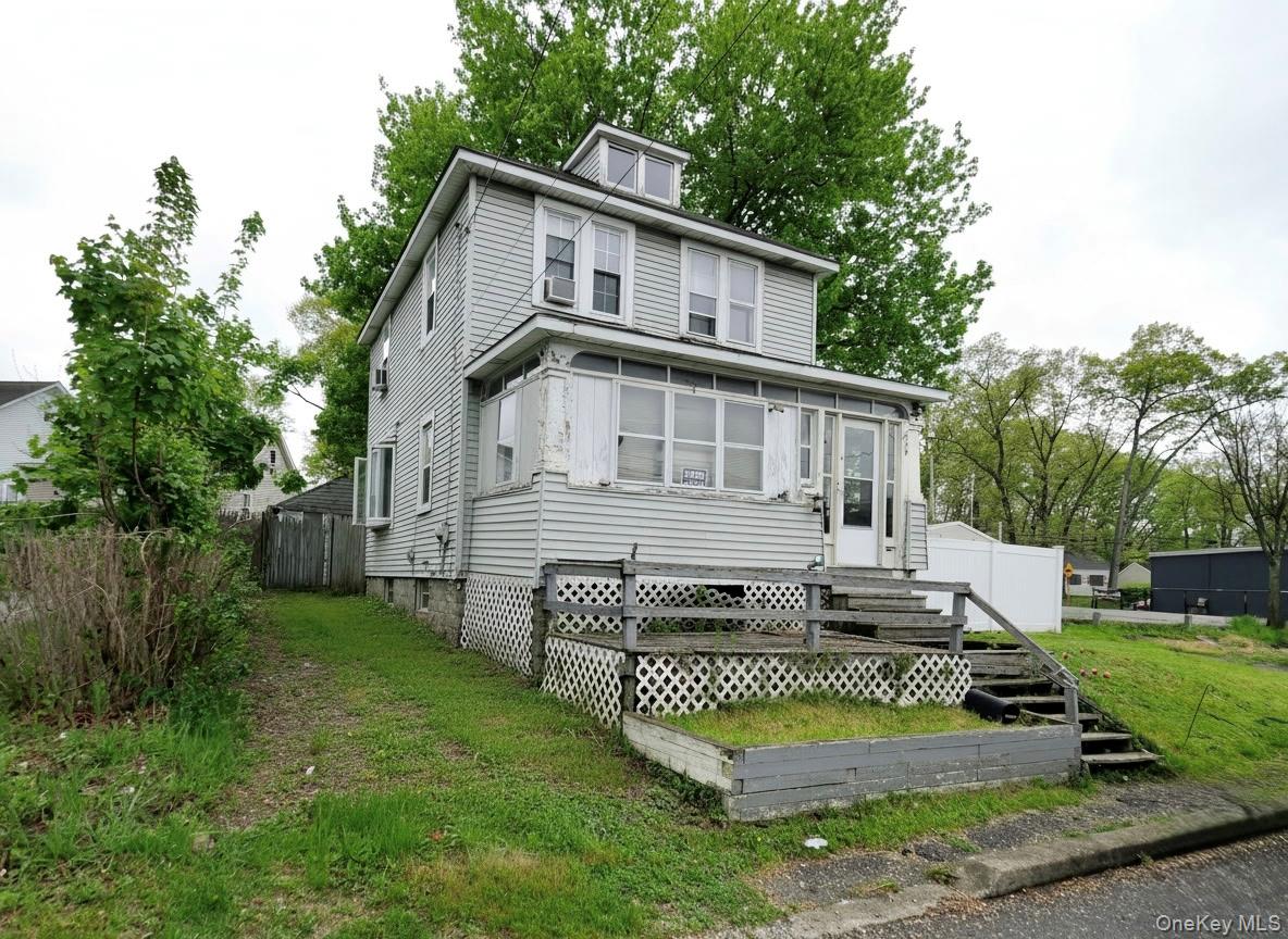 809 South Street, Newburgh NY 12550