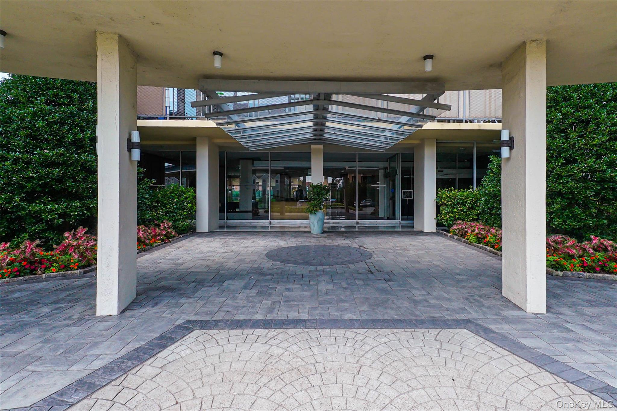 166-25 Powells Cove Boulevard Unit 12F, Beechhurst NY 11357