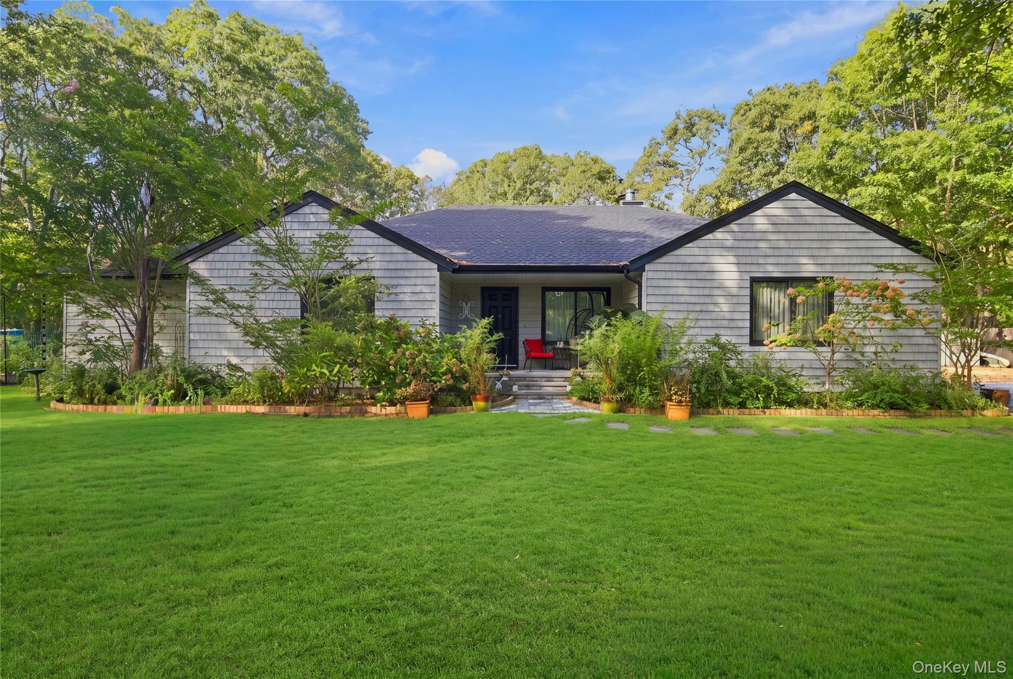 7 Bridle Path, Westhampton Beach NY 11978