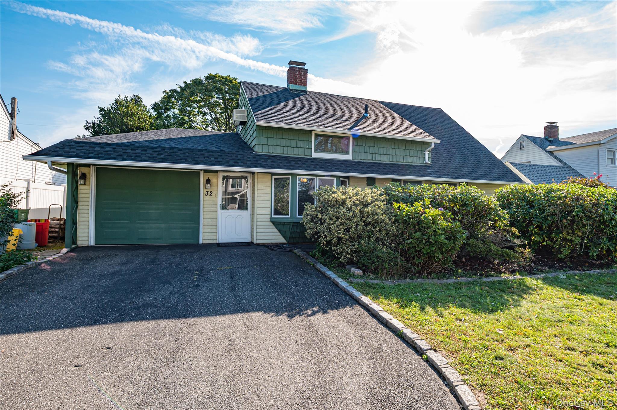32 Swing Lane, Levittown NY 11756