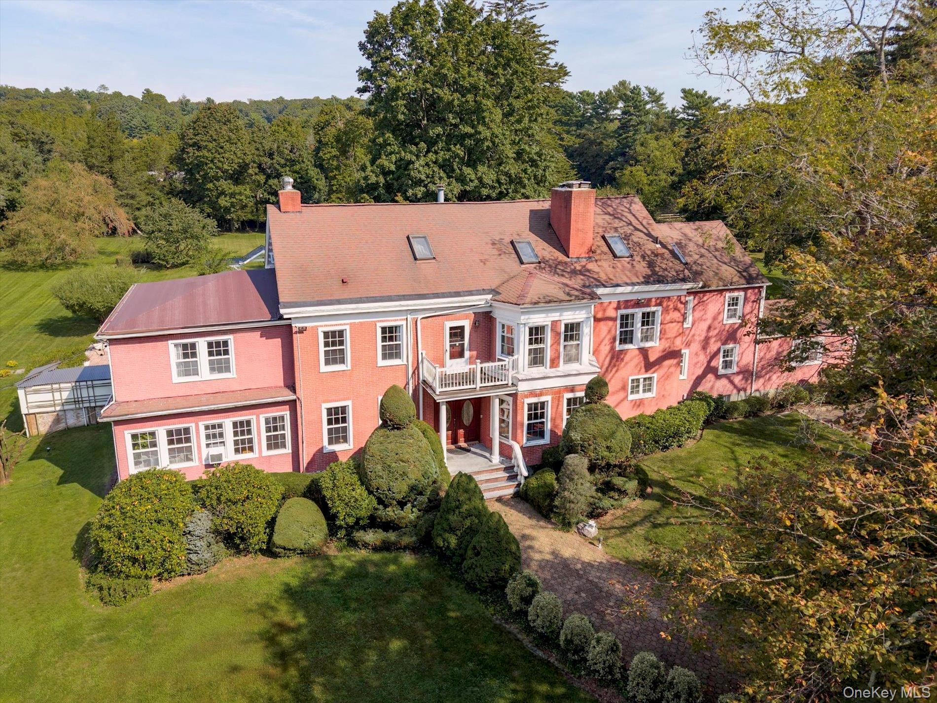 47 Red Ground Road, Old Westbury NY 11568