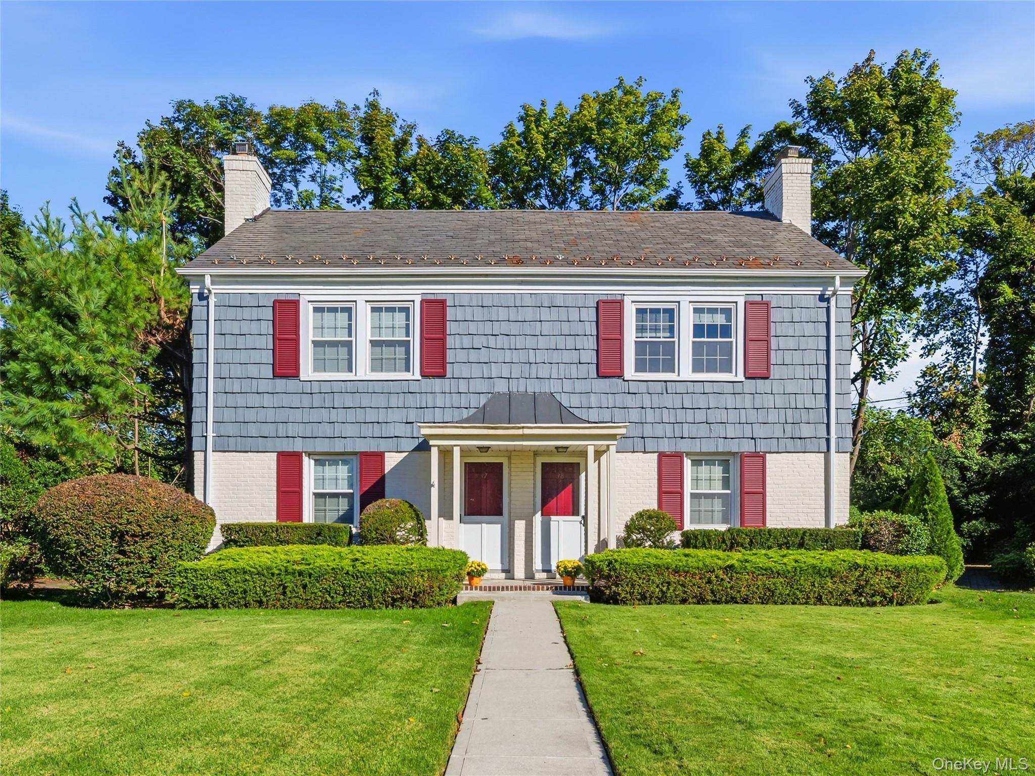 37 & 38 Bayview Court, Manhasset NY 11030