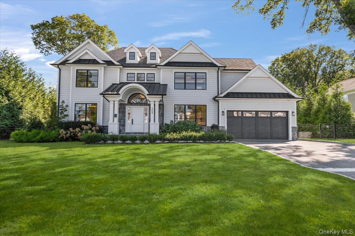264 Northwoods Road, Manhasset NY 11030