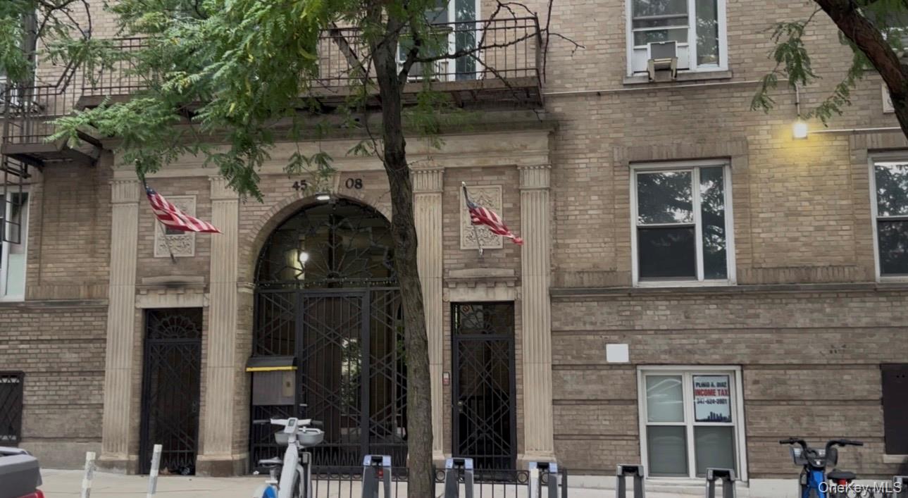 45-08 40th Street Unit D44, Sunnyside NY 11104