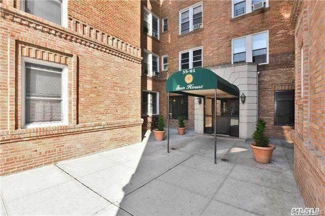3591 161st Street Unit 3B, Flushing NY 11358