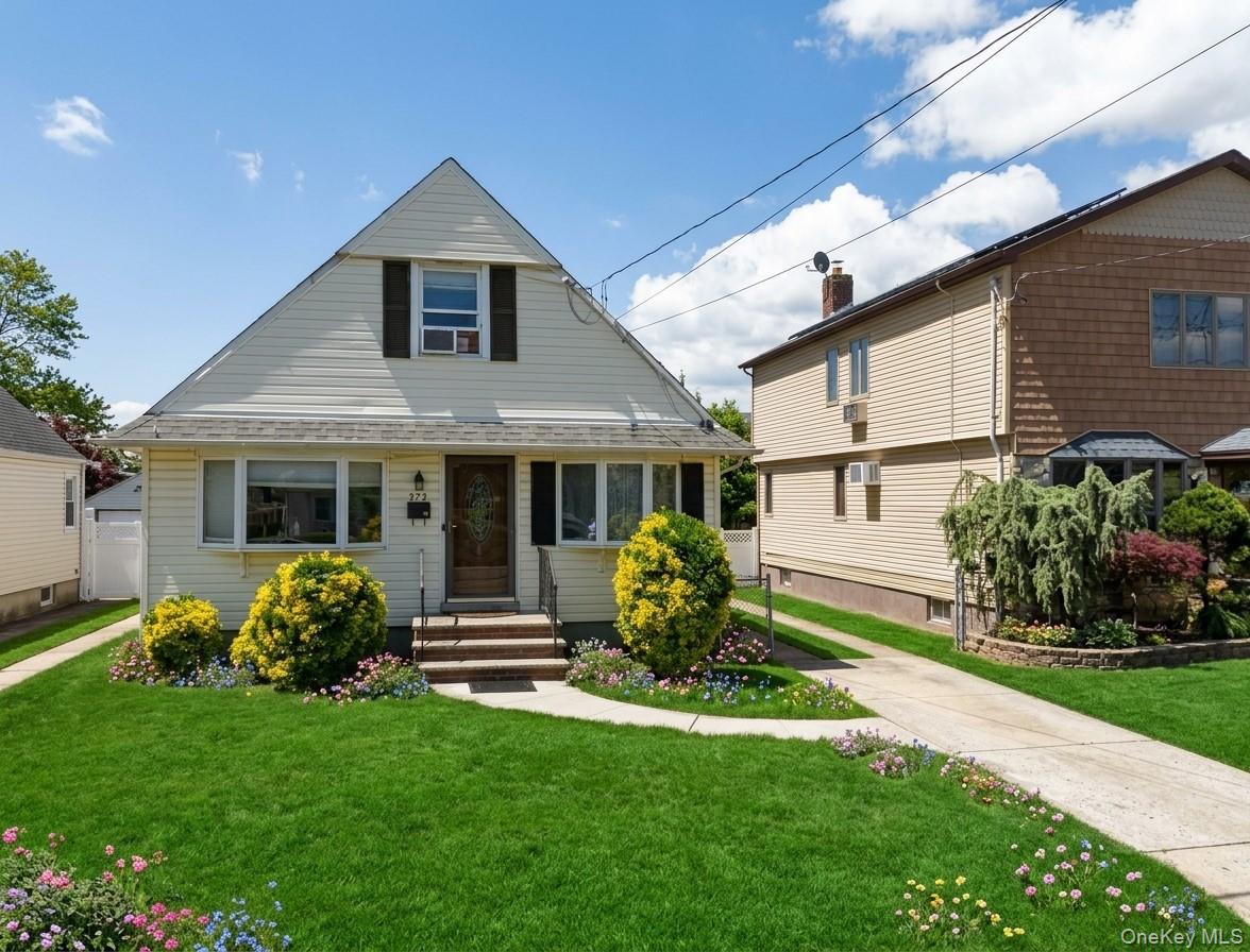 573 Lakeville Road, New Hyde Park NY 11040