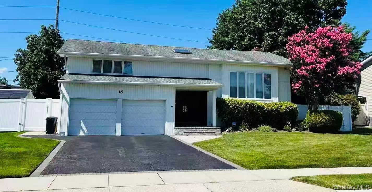 15 Yates Lane, Jericho NY 11753
