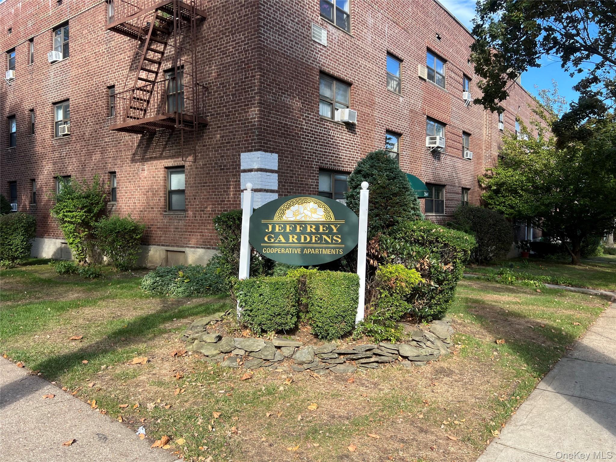 216-05 48th Avenue Unit 2C, Bayside NY 11364