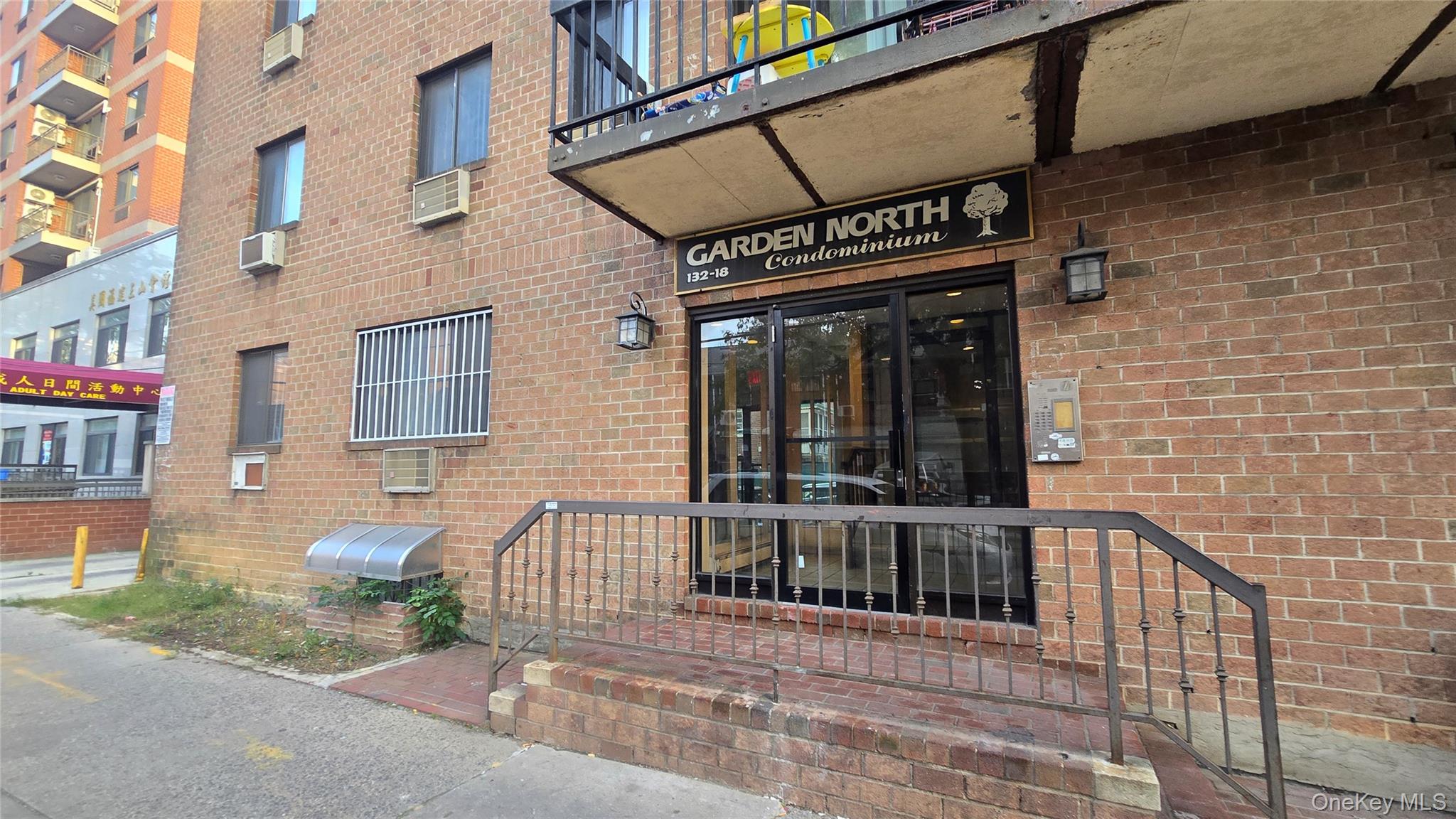 132-18 Avery Avenue Unit 1A, Flushing NY 11355