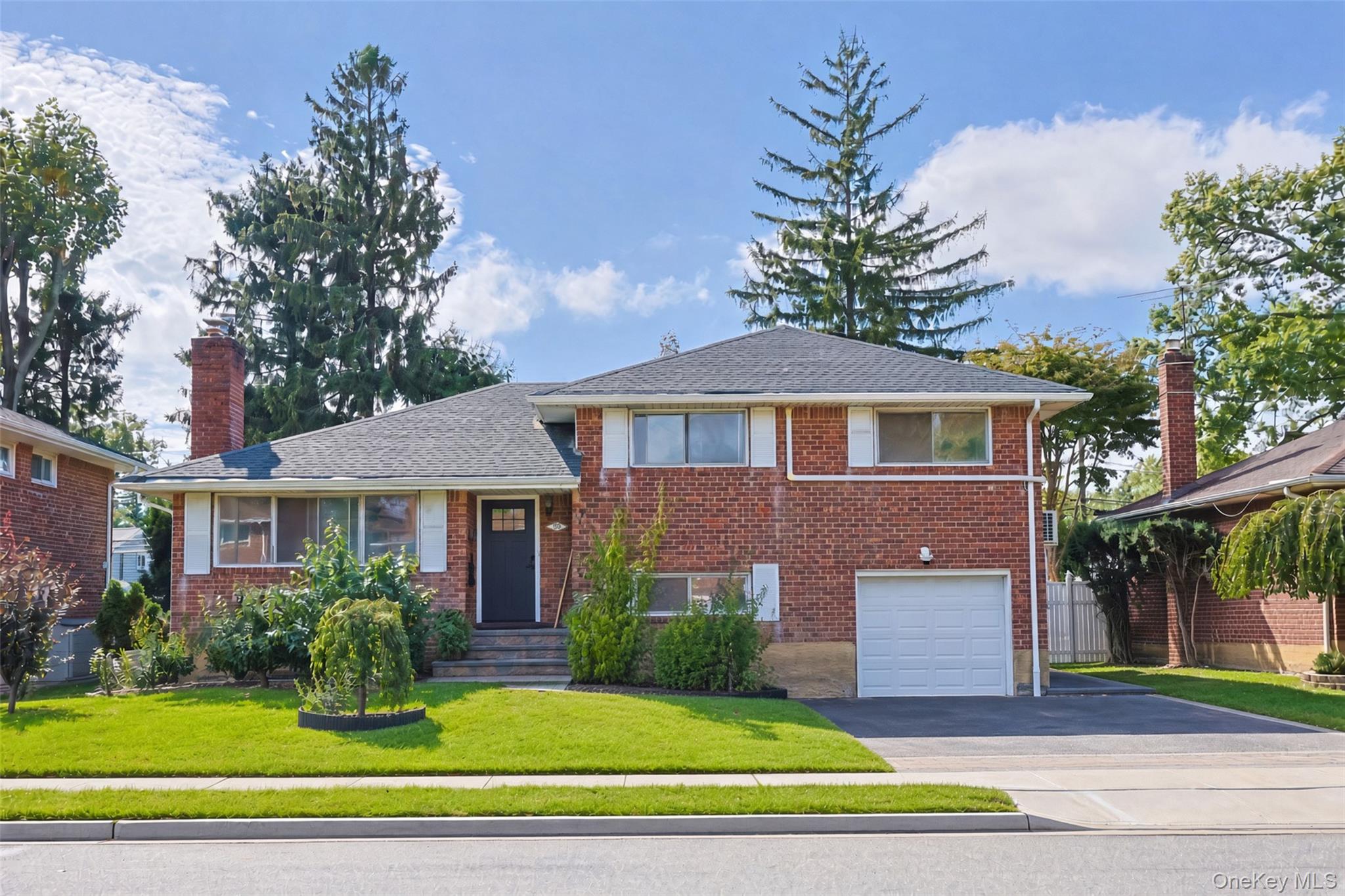 20 Willets Avenue, Syosset NY 11791