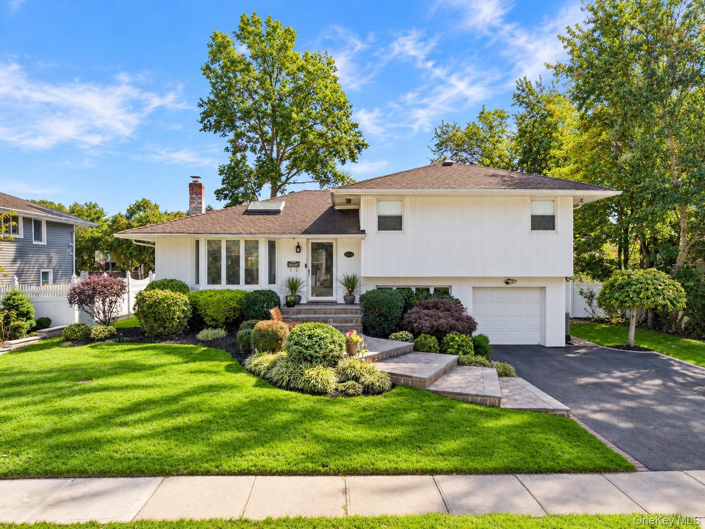 34 Briar Lane, Jericho NY 11753
