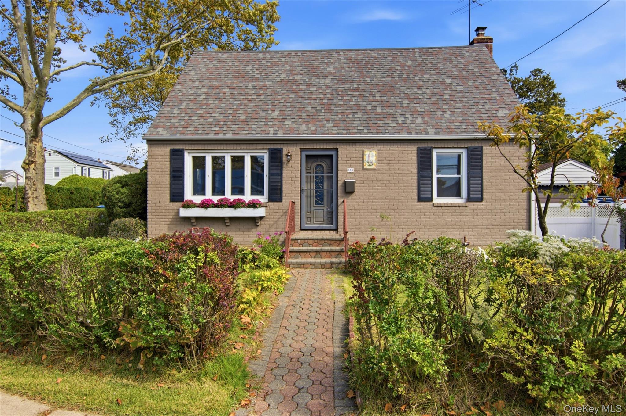 336 Herricks Road, Mineola NY 11501